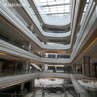 Wuhan Wuyue Plaza (värvitud alumiiniumrull)